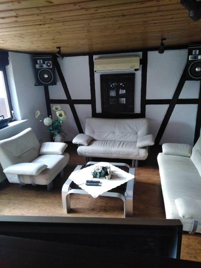 Fachwerkhaus In D 63667 Nidda Fuer 8 Bis 12 Personen Apartman Kültér fotó